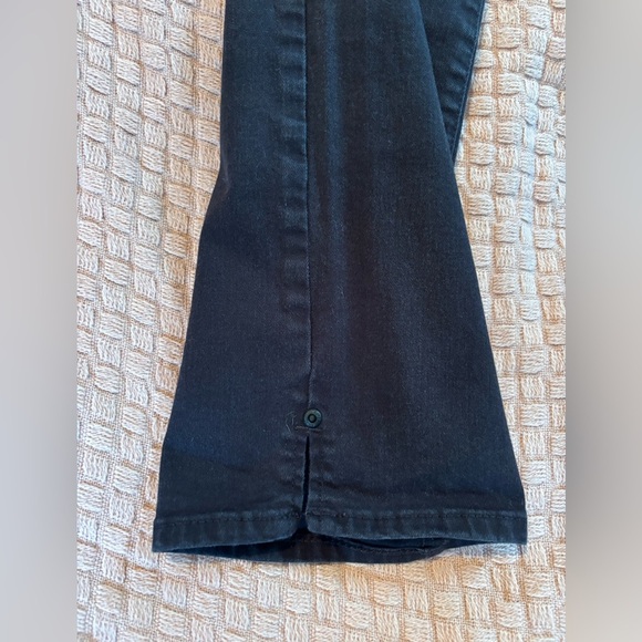 NYDJ Sheri Slim Lift Tuck Women’s Size 8 in Black - Picture 3 of 7